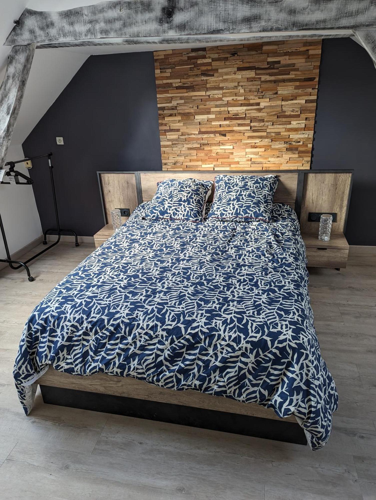 Le Bleuet Apartamento Spay Exterior foto